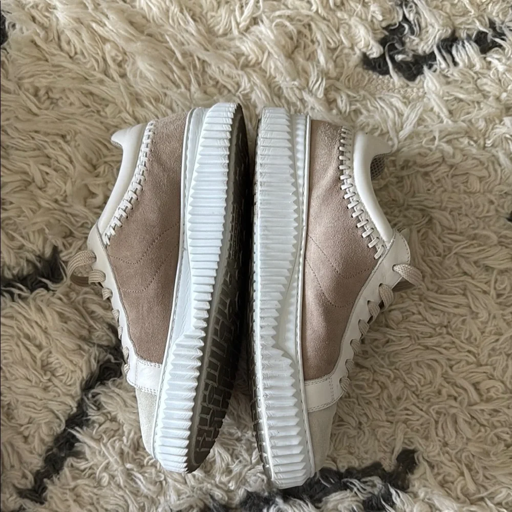 Voile Blanche Cream Sneakers Minimalist Design - Picture 3 of 6